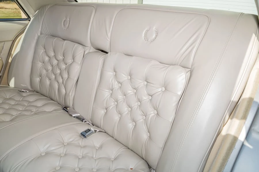 1984 Cadillac Seville - Image 24 of 31