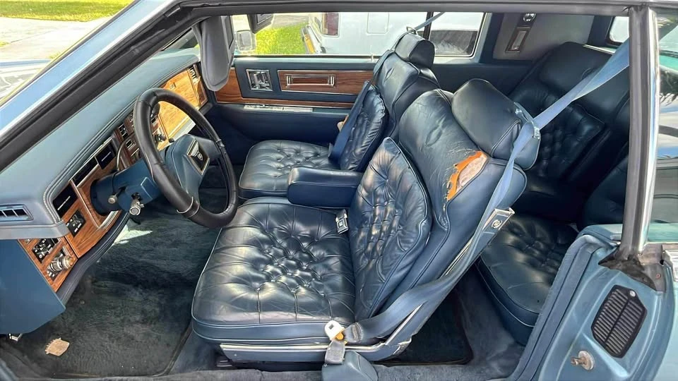 1984 Cadillac DeVille 5th Gen - Image 18 of 20
