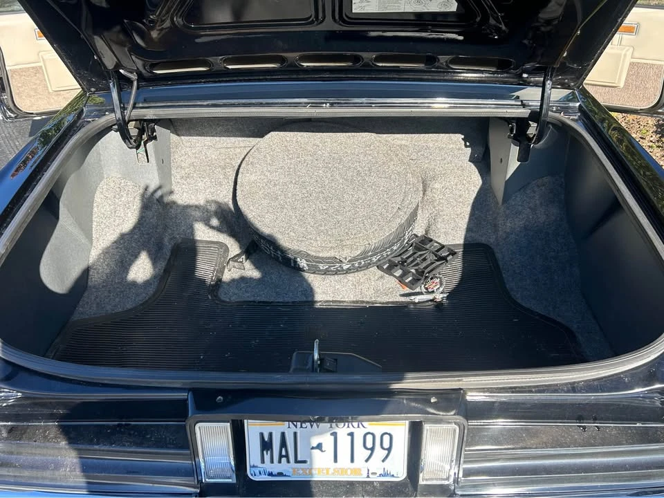 1984 Cadillac DeVille 5th Gen - Image 6 of 15