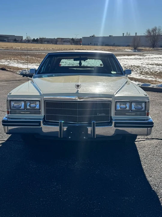 1984 Cadillac Fleetwood - Image 13 of 15