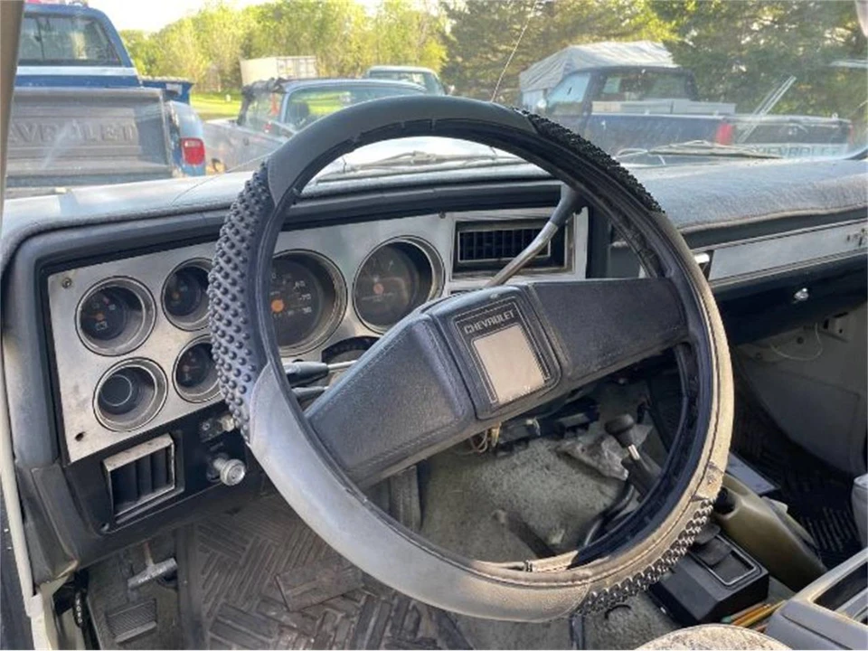 1984 Chevrolet K5 Blazer 2nd Gen - Image 9 of 13