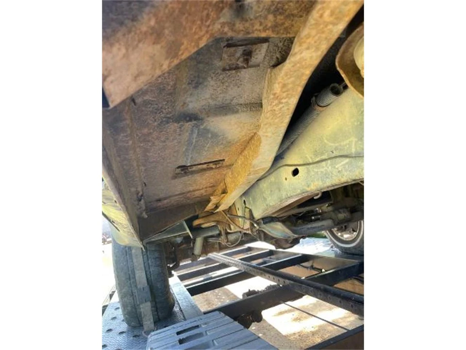 1984 Chevrolet K5 Blazer 2nd Gen - Image 5 of 13