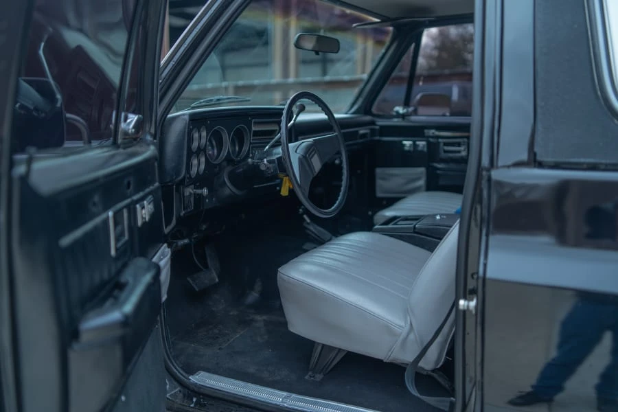 1984 Chevrolet Blazer - Image 10 of 12