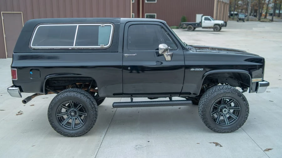 1984 Chevrolet Blazer - Image 2 of 12