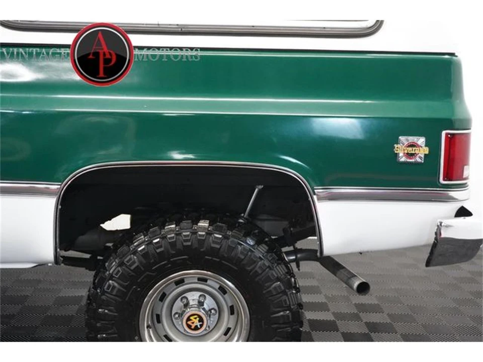 1984 Chevrolet K5 Blazer 2nd Gen - Image 13 of 31
