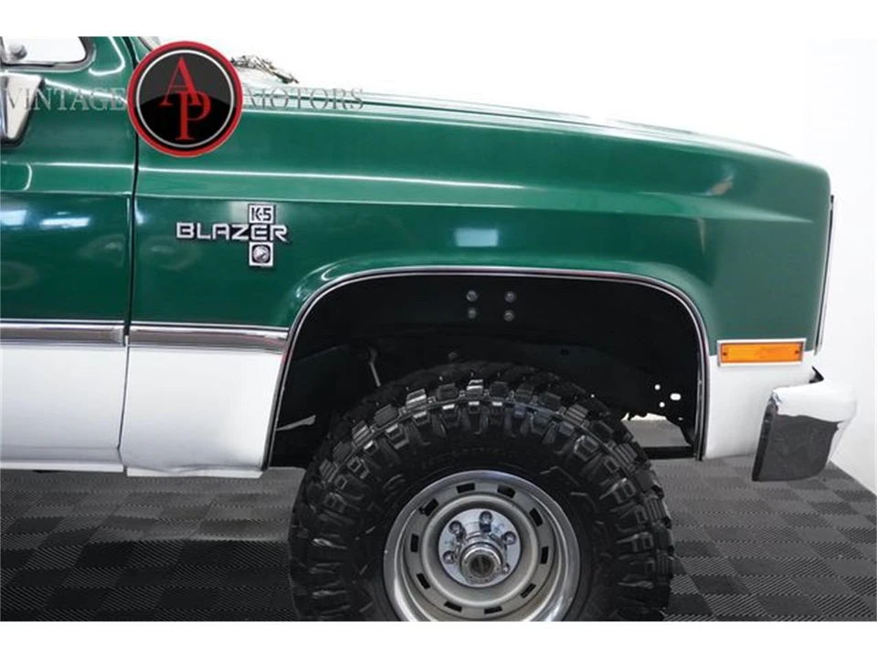1984 Chevrolet K5 Blazer 2nd Gen - Image 29 of 31