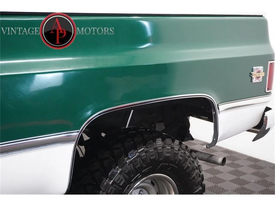 1984 Chevrolet K5 Blazer 2nd Gen - Image 10 of 31