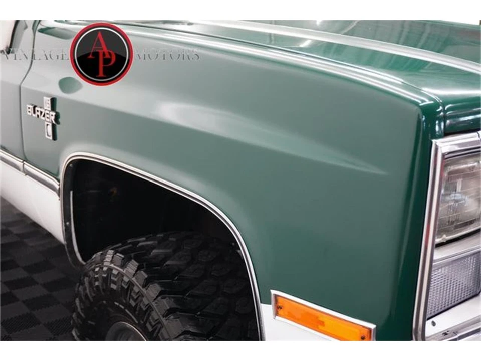 1984 Chevrolet K5 Blazer 2nd Gen - Image 18 of 31