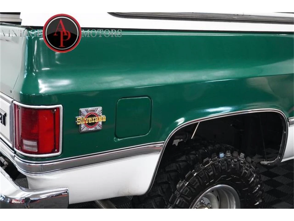 1984 Chevrolet K5 Blazer 2nd Gen - Image 24 of 31