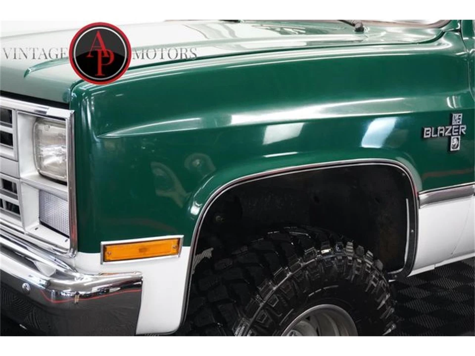 1984 Chevrolet K5 Blazer 2nd Gen - Image 8 of 31