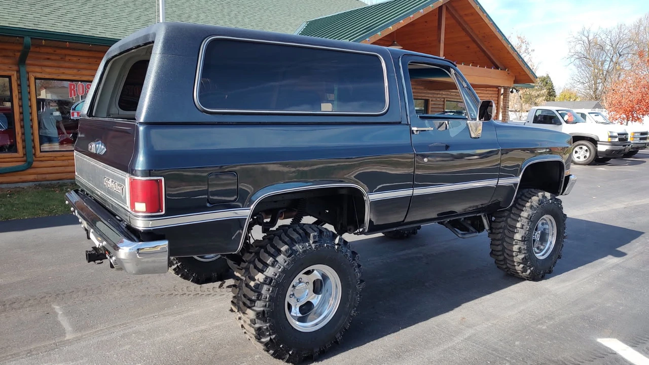 1984 Chevrolet Blazer - Image 11 of 21