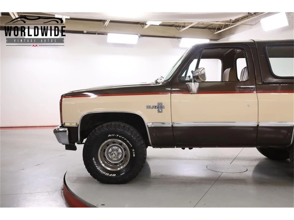 1984 Chevrolet K5 Blazer 2nd Gen - Image 7 of 31