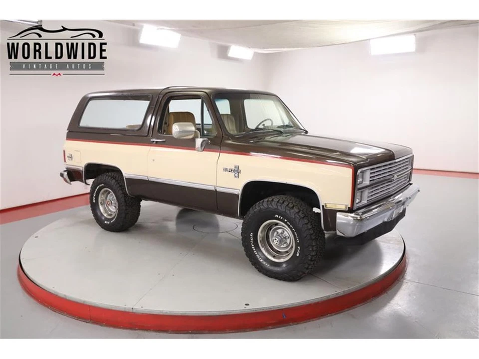 1984 Chevrolet K5 Blazer 2nd Gen - Image 2 of 31