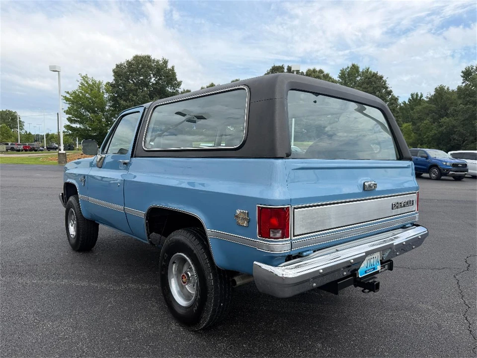 1984 Chevrolet K5 Blazer 2nd Gen - Image 5 of 31