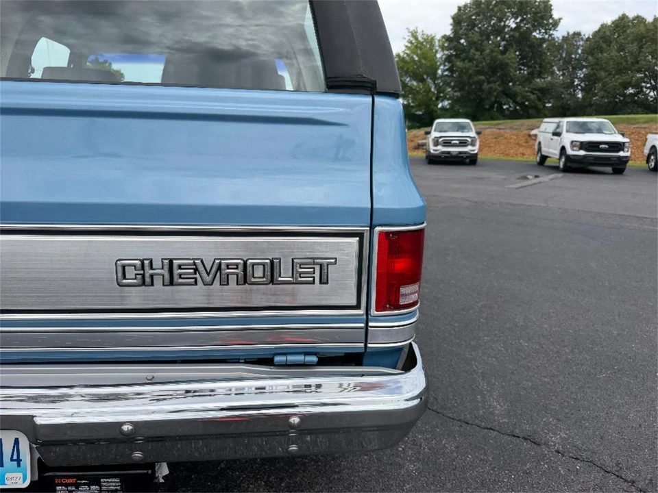 1984 Chevrolet K5 Blazer 2nd Gen - Image 15 of 31