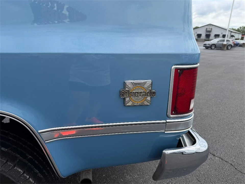 1984 Chevrolet K5 Blazer 2nd Gen - Image 13 of 31