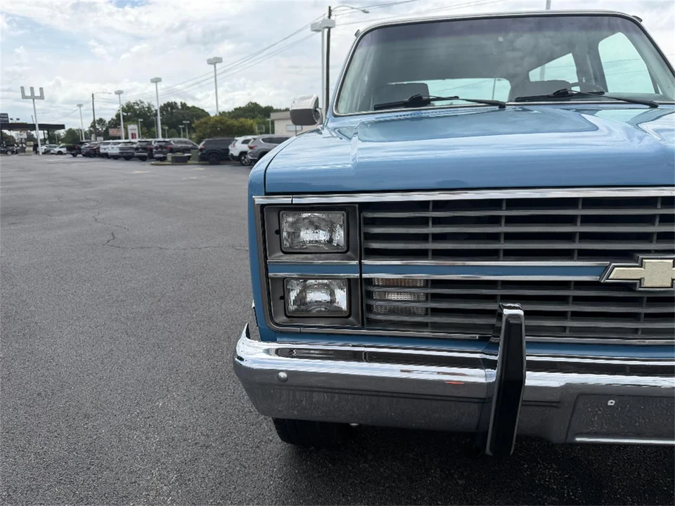 1984 Chevrolet K5 Blazer 2nd Gen - Image 10 of 31