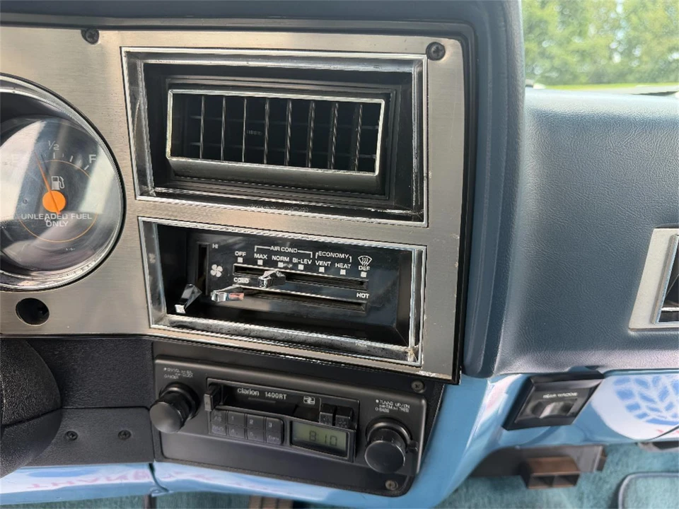 1984 Chevrolet K5 Blazer 2nd Gen - Image 25 of 31