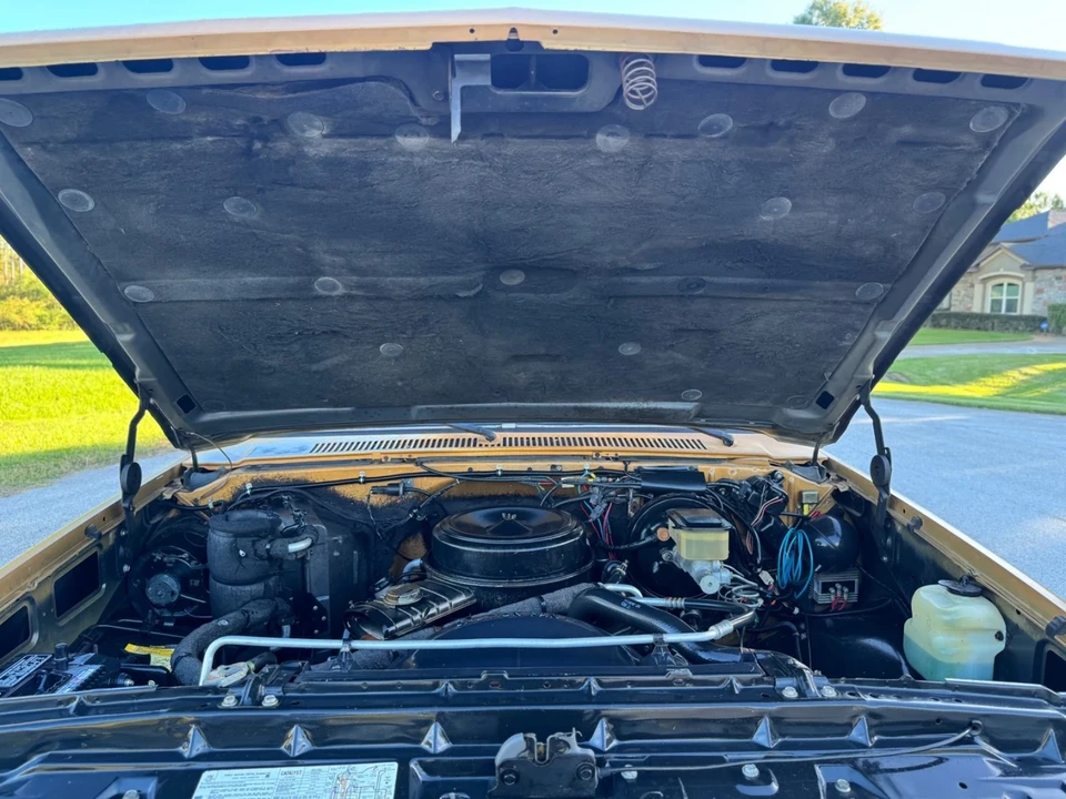 1984 Chevrolet K5 Blazer 2nd Gen - Image 11 of 21