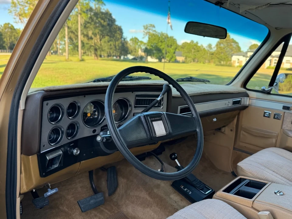 1984 Chevrolet K5 Blazer 2nd Gen - Image 17 of 21