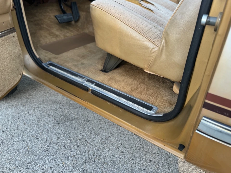 1984 Chevrolet K5 Blazer 2nd Gen - Image 21 of 21