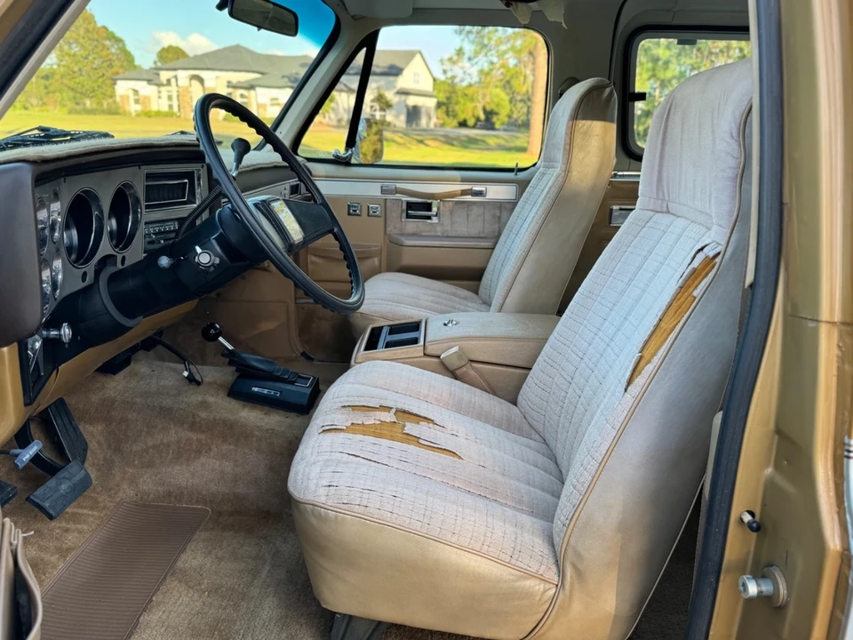 1984 Chevrolet K5 Blazer 2nd Gen - Image 16 of 21