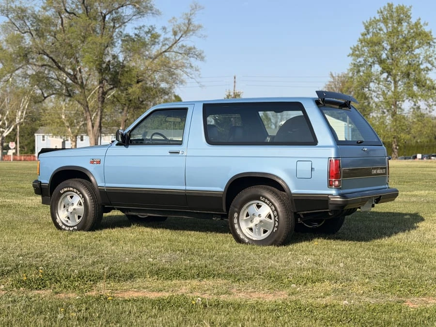 1984 Chevrolet Blazer - Image 10 of 31