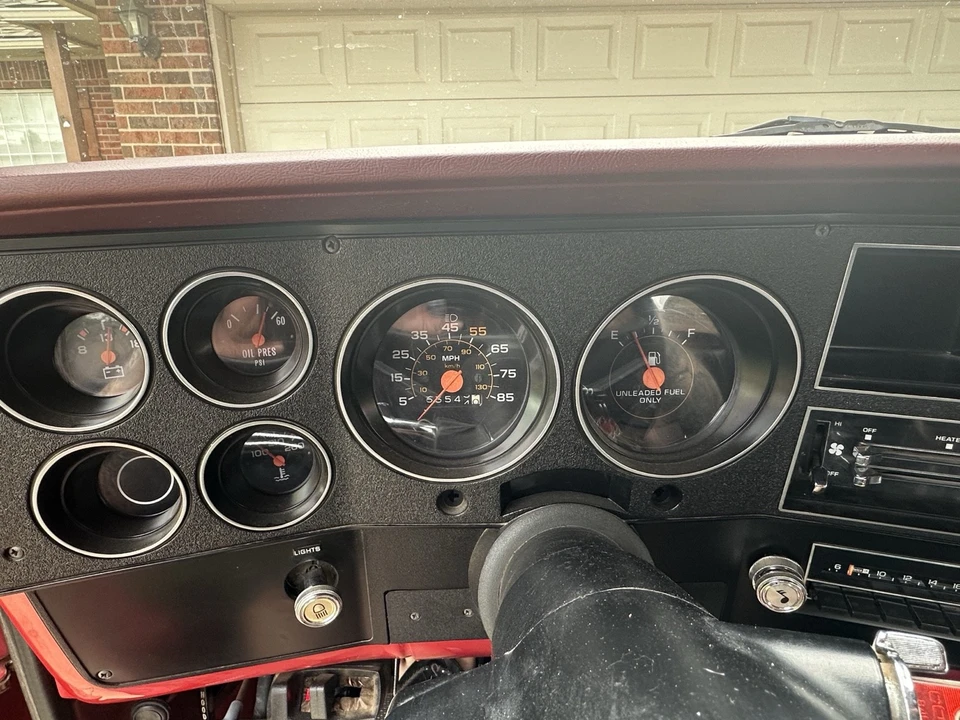 1984 Chevrolet - Image 6 of 8