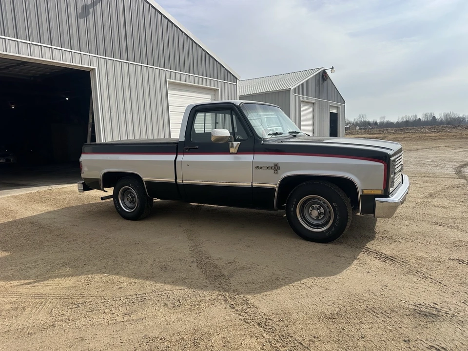 1984 Chevrolet C/K 3rd Gen - Image 11 of 30