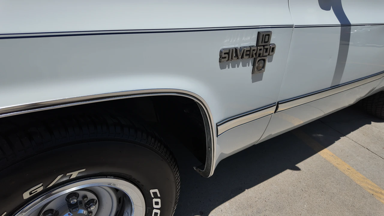 1984 Chevrolet C/K 3rd Gen - Image 9 of 31