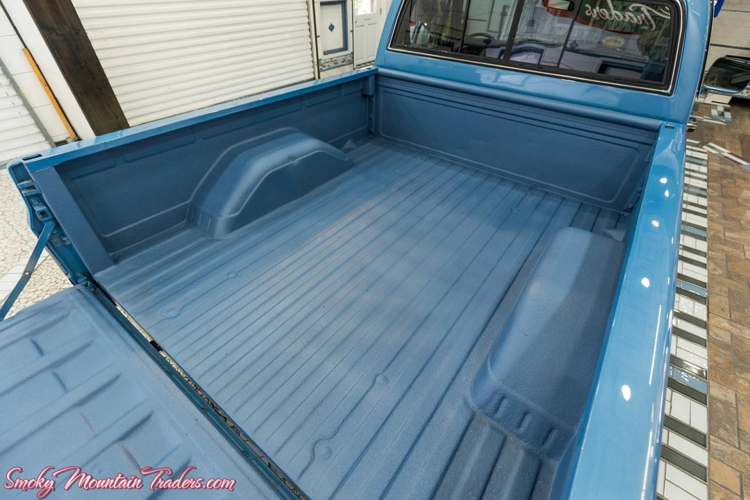 1984 Chevrolet - Image 30 of 31