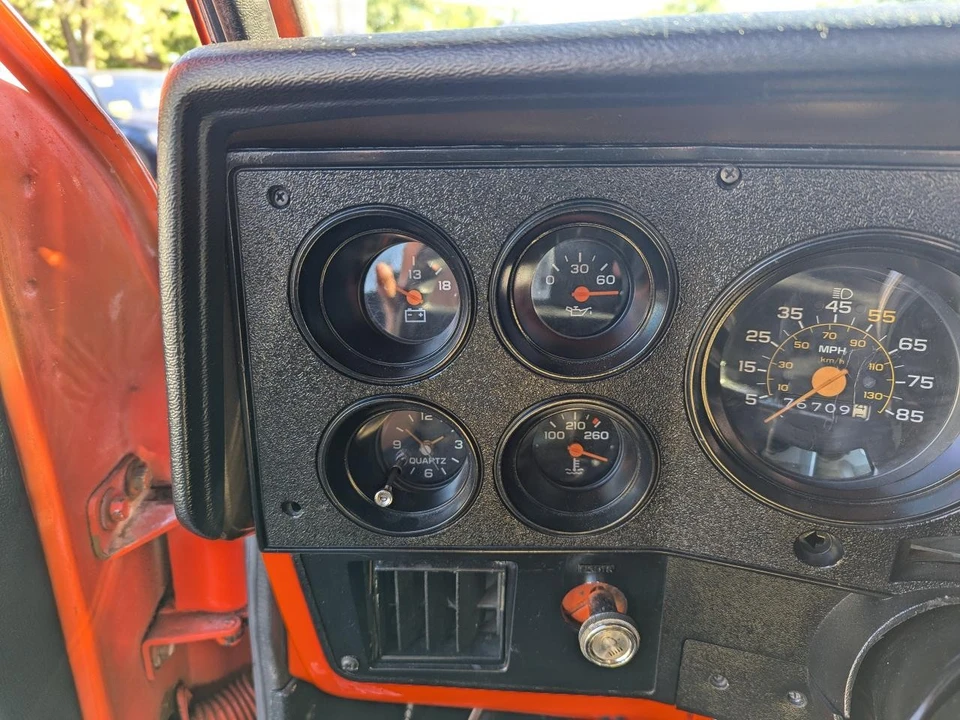 1984 Chevrolet - Image 14 of 31