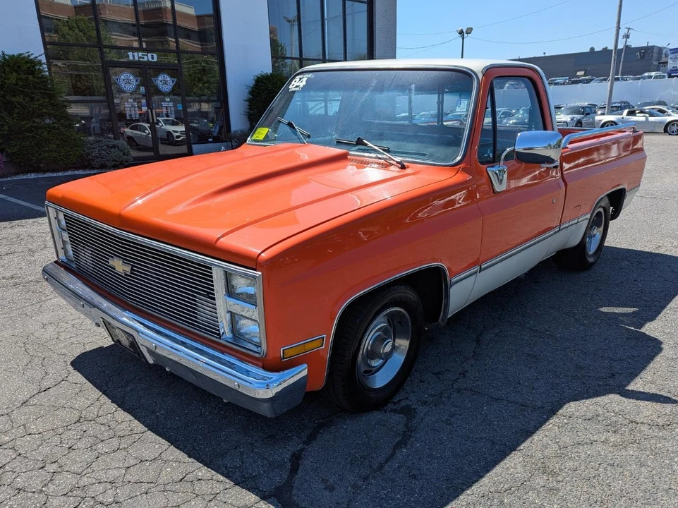 1984 Chevrolet - Image 2 of 31
