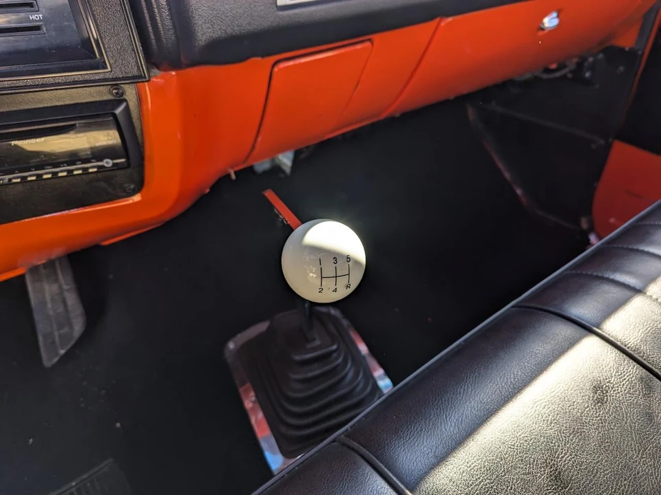 1984 Chevrolet - Image 18 of 31