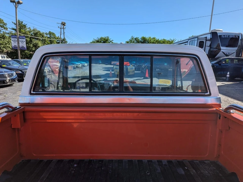 1984 Chevrolet - Image 24 of 31