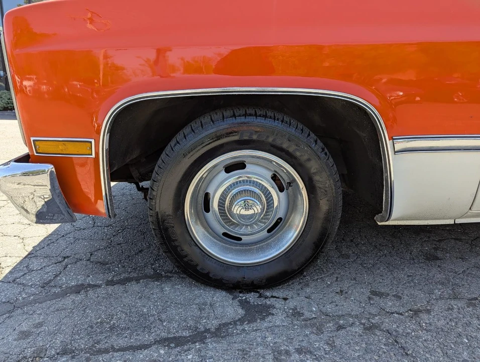 1984 Chevrolet - Image 25 of 31