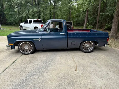 1984 Chevrolet C10 Custom Deluxe