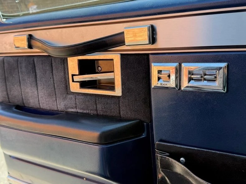 1984 Chevrolet C/K 3rd Gen - Image 11 of 13