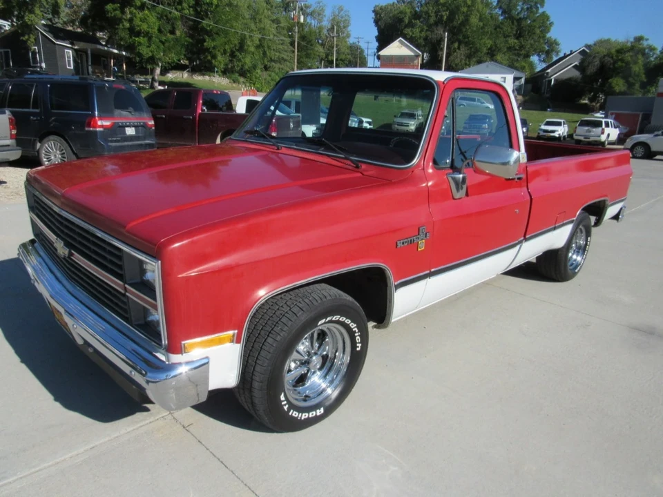 1984 Chevrolet C/K 3rd Gen - Image 9 of 12