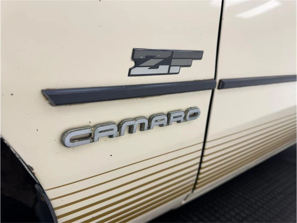 1984 Chevrolet Camaro 3rd Gen - Image 12 of 31