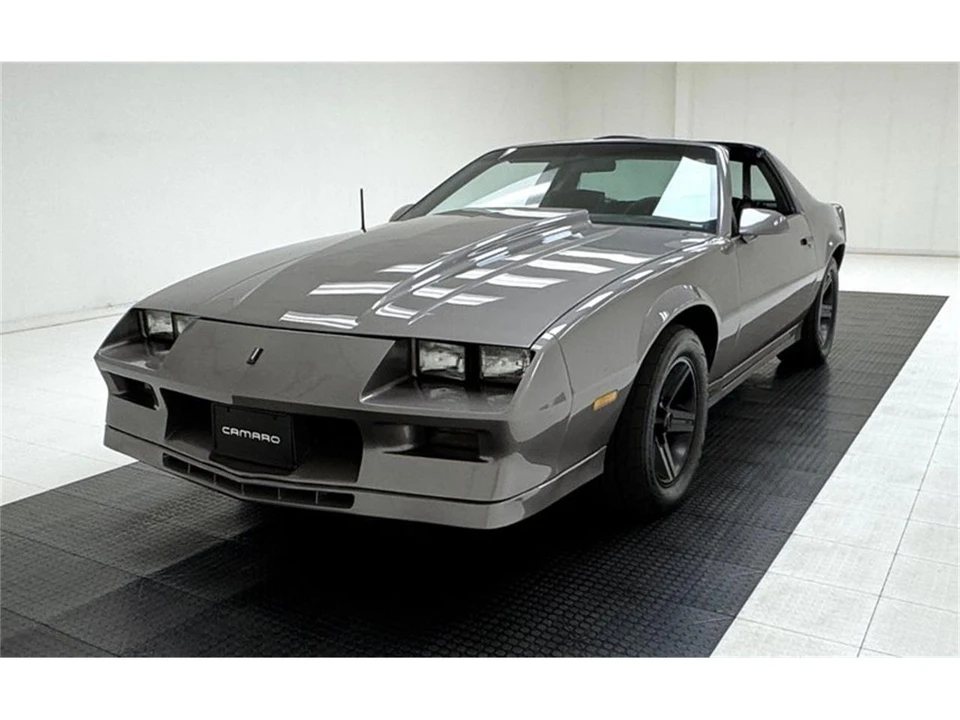 1984 Chevrolet Camaro 3rd Gen - Image 2 of 31