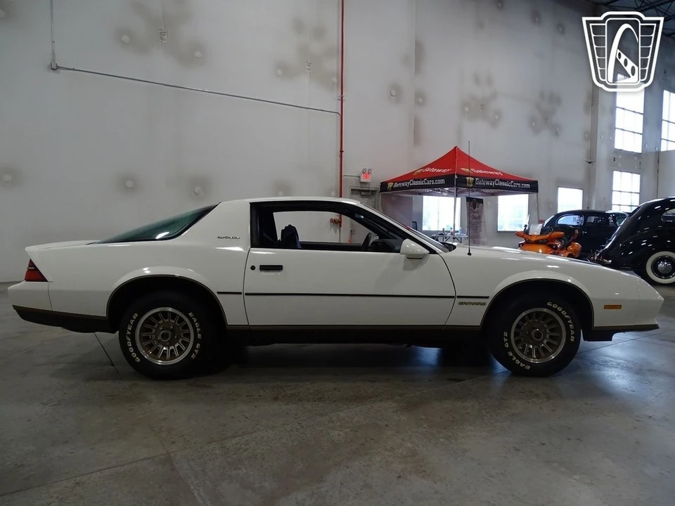 1984 Chevrolet Camaro 3rd Gen - Image 20 of 21