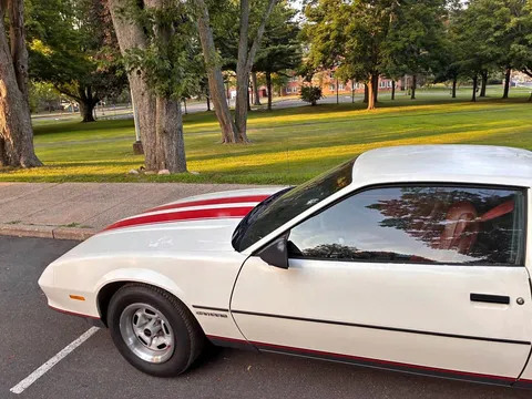 1984 Chevrolet Camaro Coupe 2D