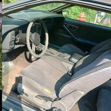 1984 Chevrolet Camaro Coupe 2D