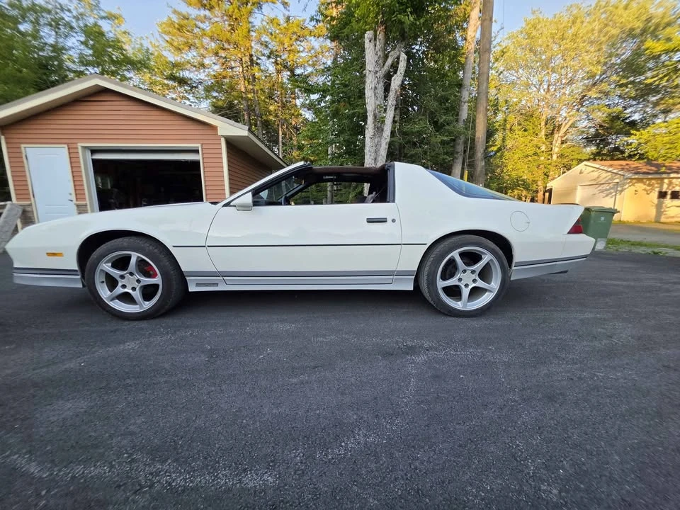 1984 Chevrolet Camaro 3rd Gen - Image 2 of 8