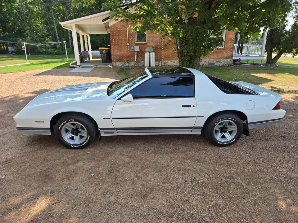 1984 Chevrolet Camaro 3rd Gen - Image 6 of 31