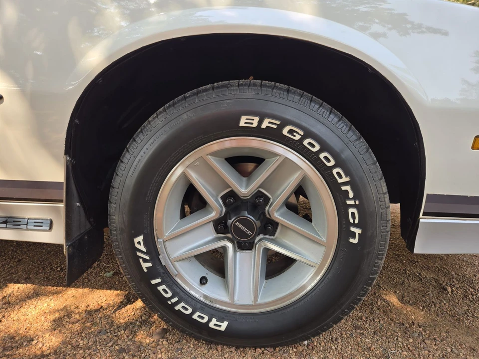 1984 Chevrolet Camaro 3rd Gen - Image 24 of 31