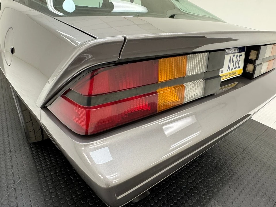1984 Chevrolet Camaro IROC-Z & Z28 3rd Gen - Image 25 of 31