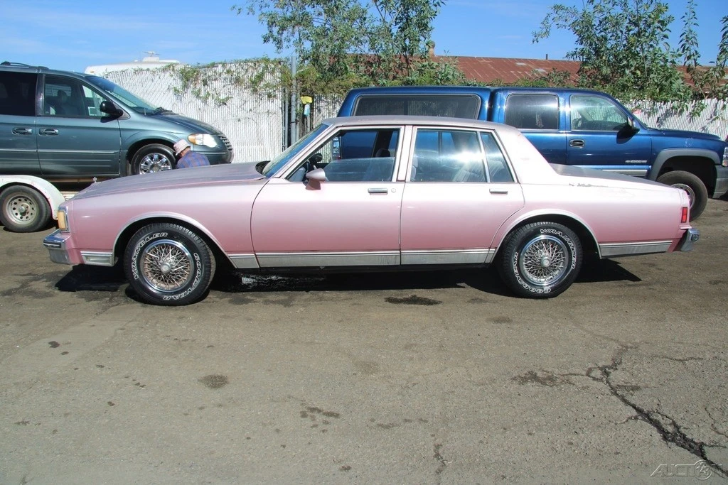 1984 Chevrolet Caprice - Image 6 of 21