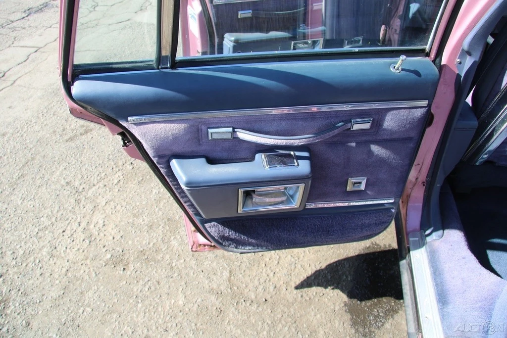 1984 Chevrolet Caprice - Image 16 of 21